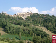 holidays in Montone Umbria Italy